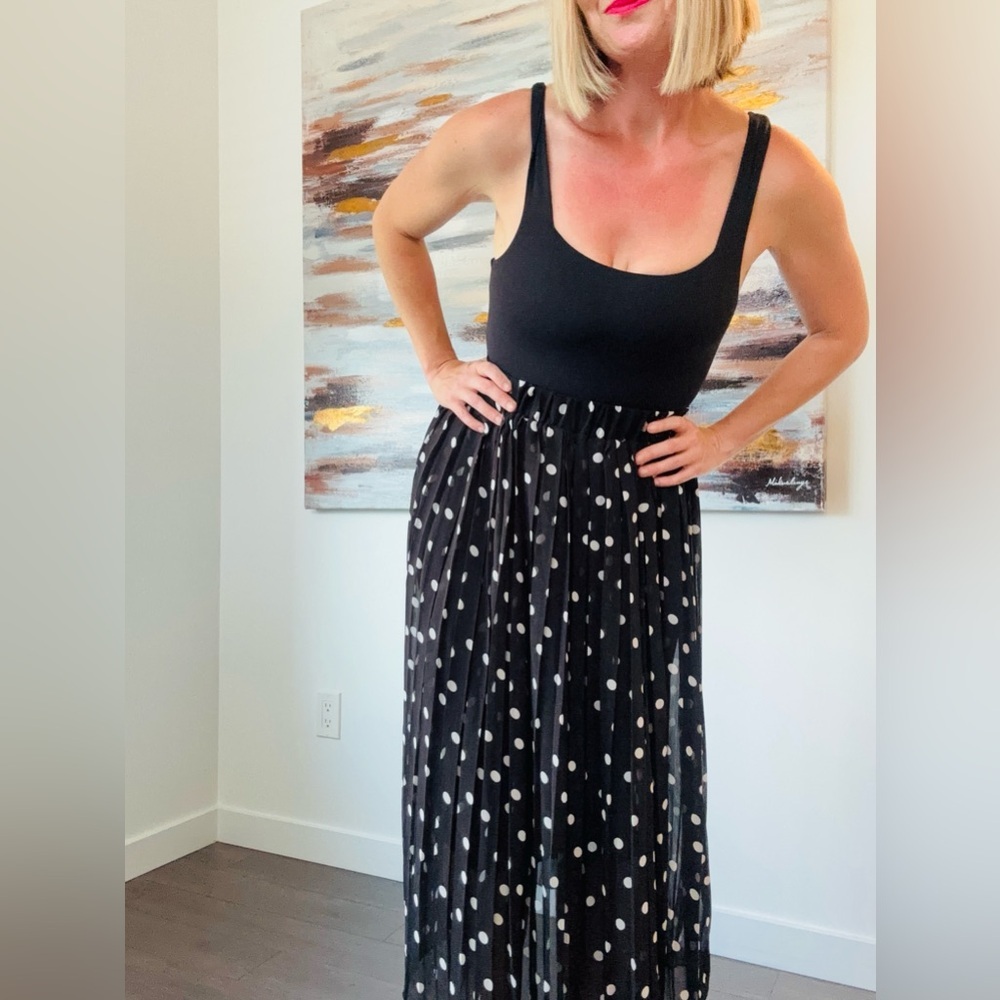 QED LONDON Black and White Polka Dot Midi Pleated Skirt